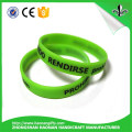 Encre rempliée par debossed de bracelet en caoutchouc de silicone de mode